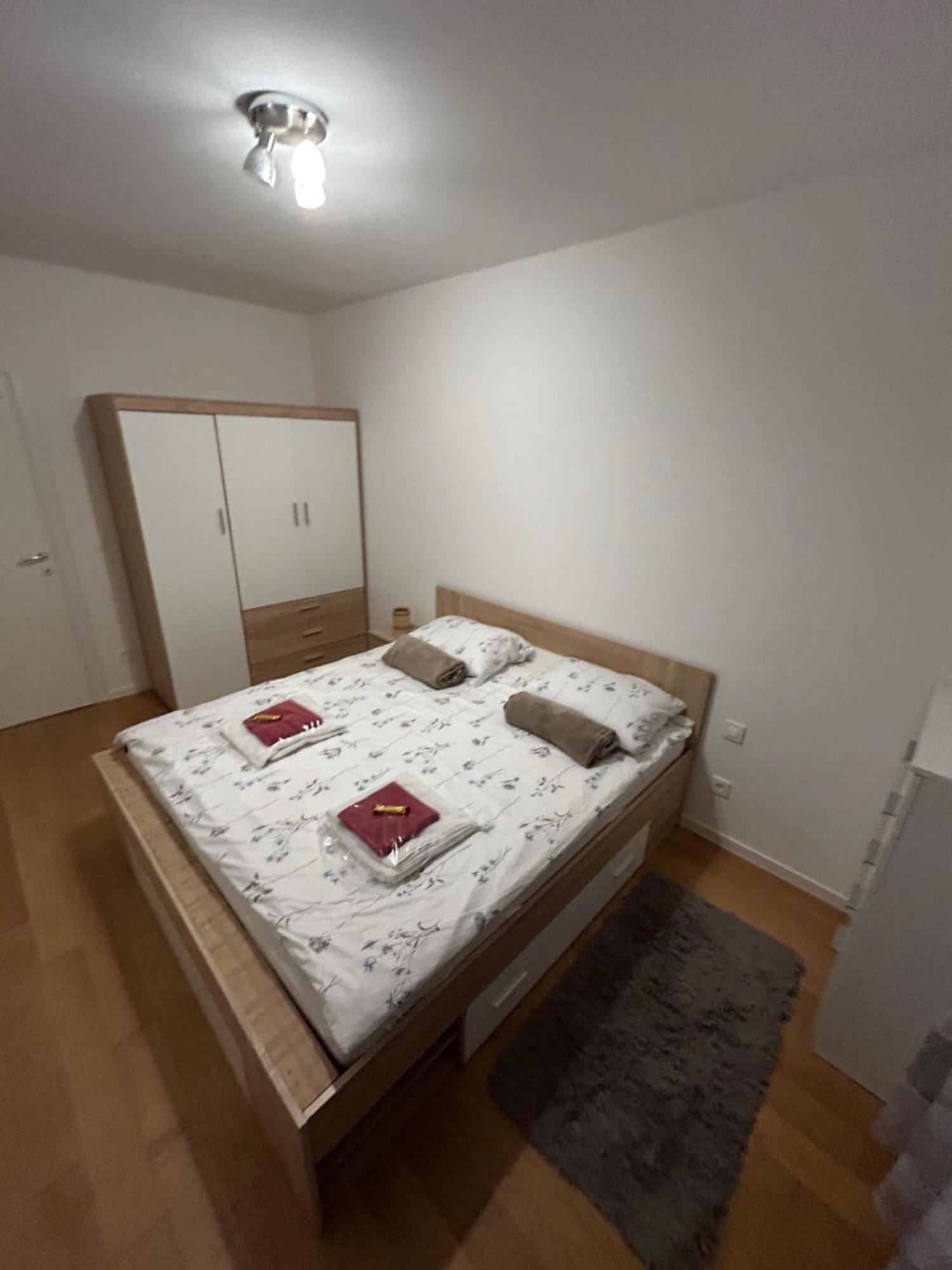 Apartman Zabok Centar Екстер'єр фото